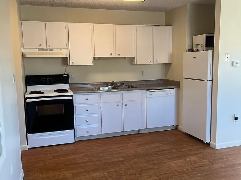5504 S Huron St #2 — Photo 4