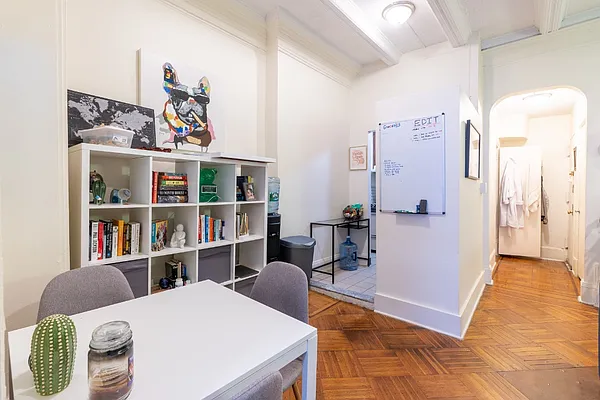 Rented by Living New York | media 7