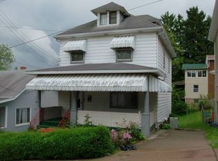 719 Wood St, Coraopolis, PA 15108