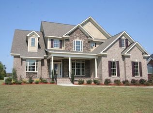 1639 Bluffside Dr, Fayetteville, NC 28312