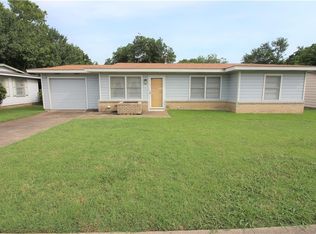 1308 Rose Ave, Cleburne, TX 76033