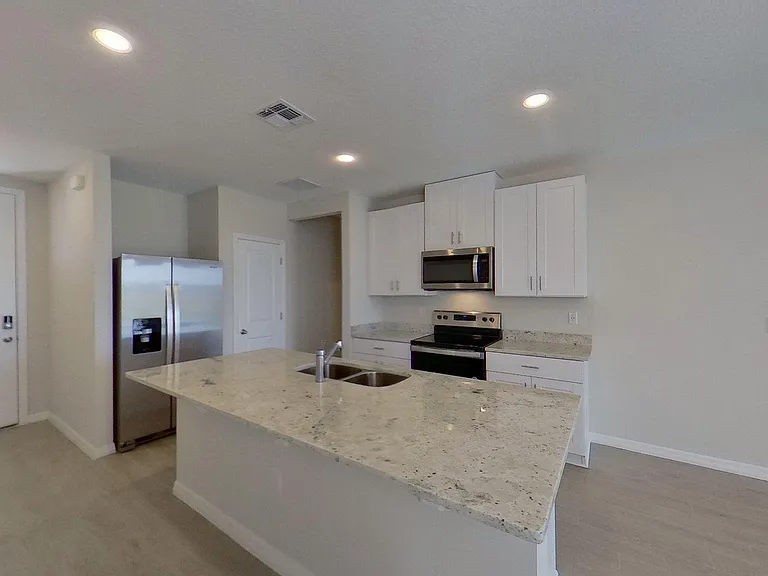 140 Holly Bank Ave — Photo 6