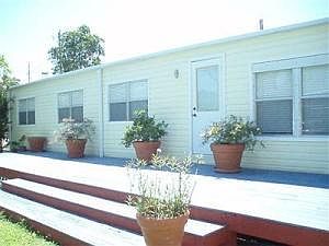 1st image of 411 Avenue E