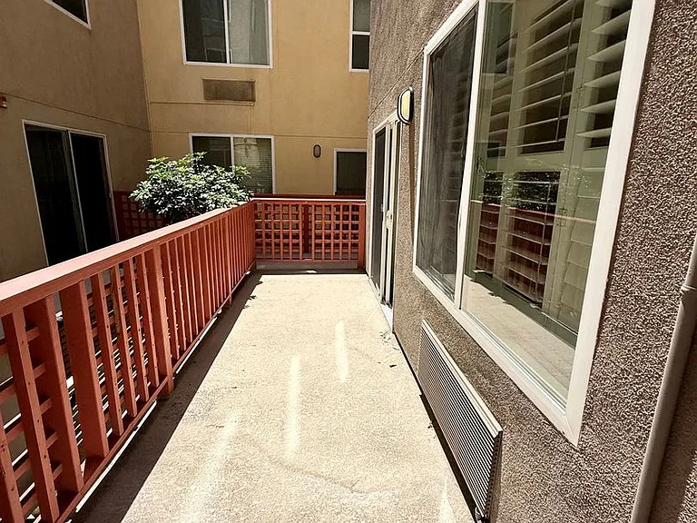 1435 India St #200 — Photo 7