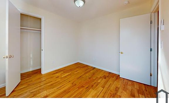 3rd image of 260 Targee St #1