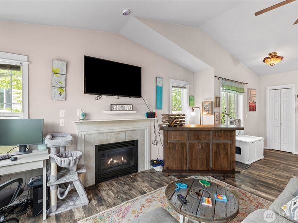 2009 196th St SE APT B304