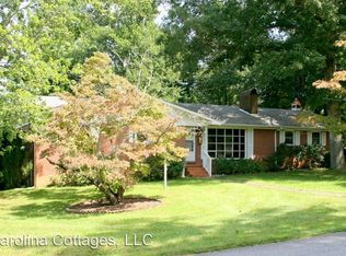 2032 Evergreen Dr, Hendersonville, NC 28792