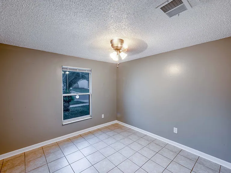 2586 Spring Lake Rd W — Photo 22
