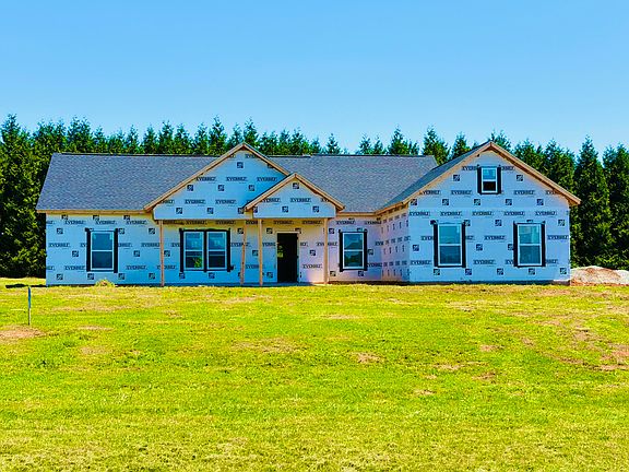 4th image of 172 Nyle Ridge Rd