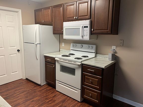 3rd image of 3151 Preserve Ln APT 1A