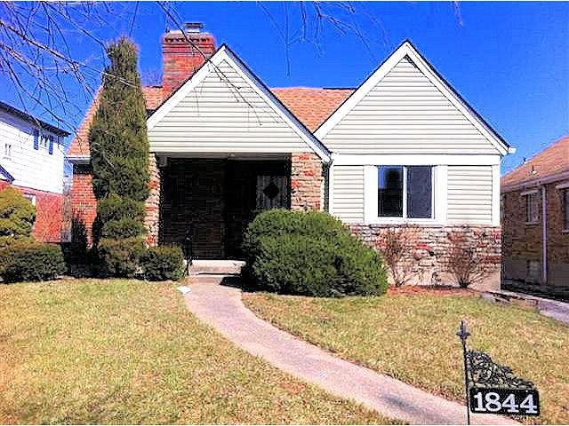 1st image of 1844 Blackstone Pl