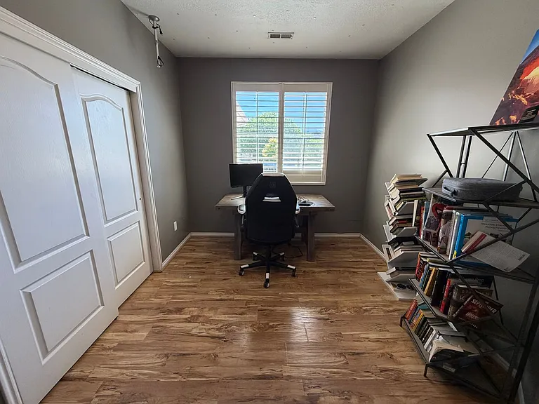 721 N Skipton Dr — Photo 25