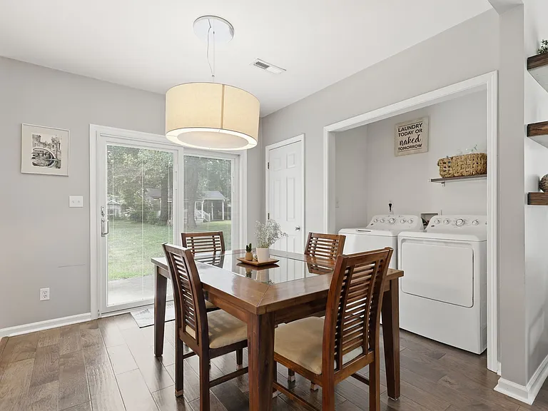 1706 Dallas Ave — Photo 13
