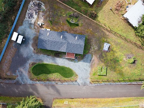 4th image of 8543 Joyce Ct SE