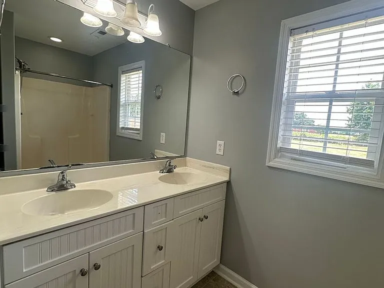 110 Killis Blvd — Photo 10