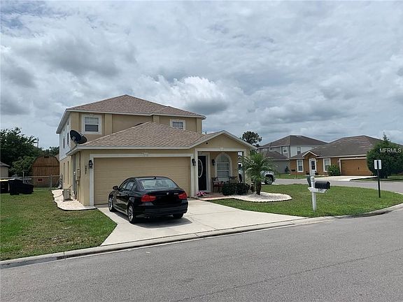 2nd image of 3971 Warbler Dr