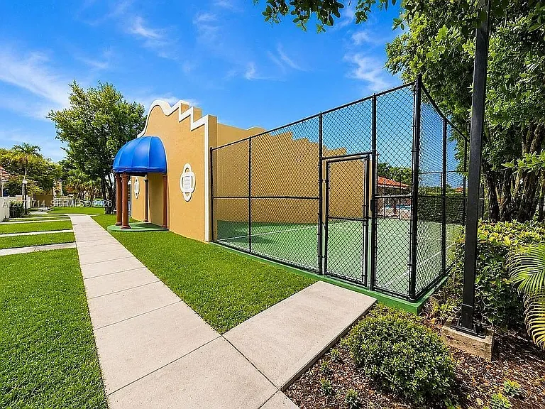8575 NW 5th Ter #1509 — Photo 19