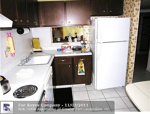 4th image of 5300 NE 24th Ter APT 202C