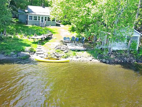 4th image of 298 West Road