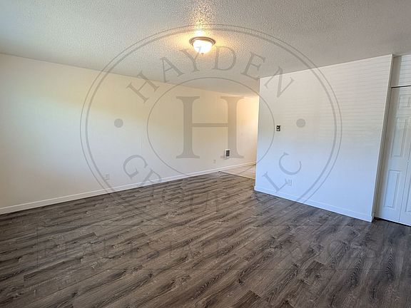 2nd image of 23051 SW Main St APT 1