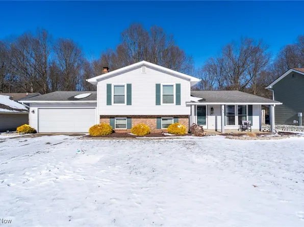 674 Angiline Dr, Youngstown, OH 44512