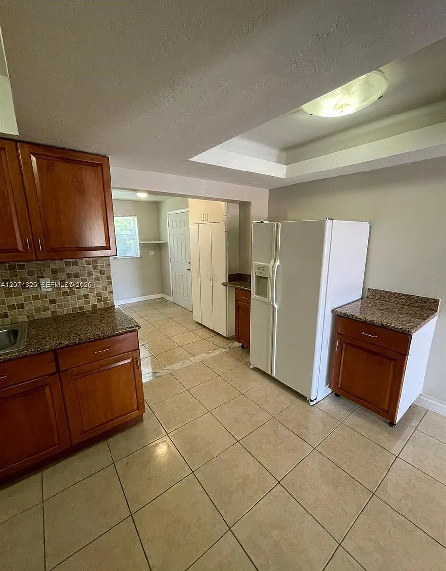 Sunrise Villas Condominiu — Photo 2