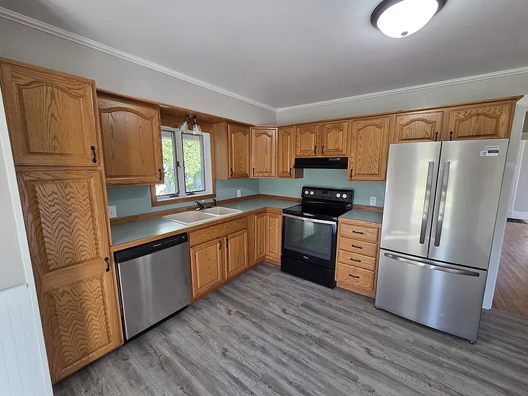 709 Dewitt Ave — Photo 15