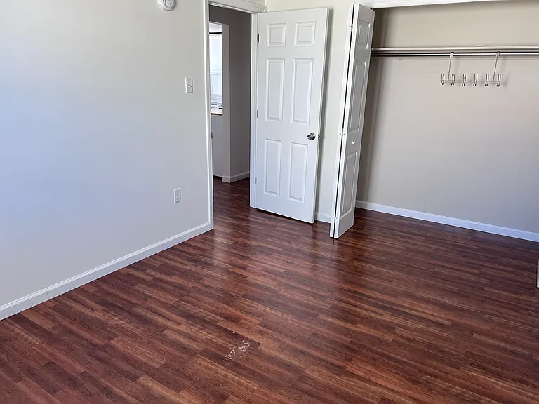 345 N Raleigh Ave — Photo 13