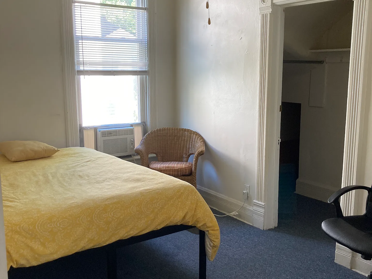 3 bed, $895 — Photo 1