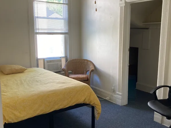 2006 Maple Ave APT 1F, Evanston, IL 60201