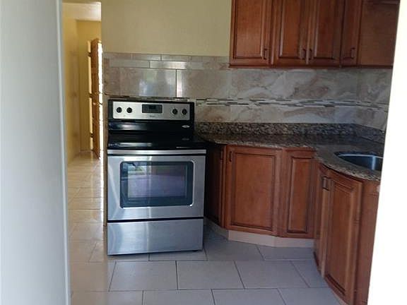 3rd image of 3017 Central Ave