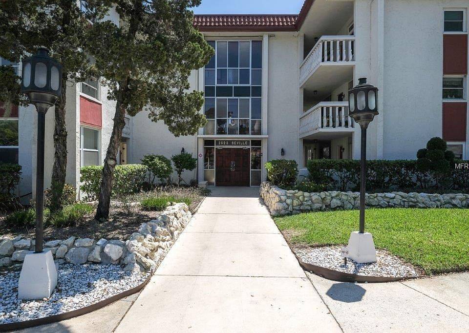 1st image of 2623 Seville Blvd Unit 101