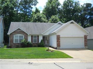 913 Laws Ct, Valley Park, MO