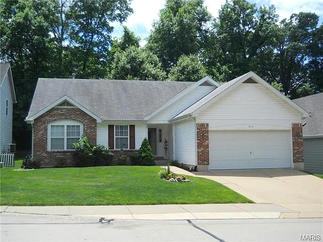 913 Laws Ct photo 1