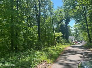 1160 Navy Dr SE, Knoxville, TN 37920