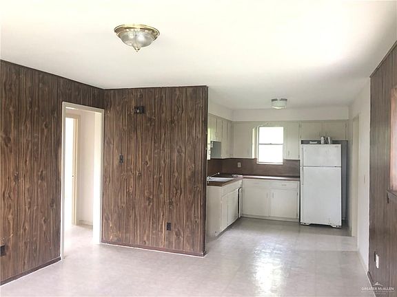 3rd image of 321 S 29th Ave