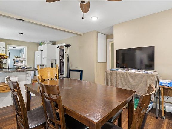 5th image of 2509 Elk St