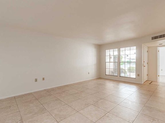 3rd image of 13311 W Stonebrook Dr