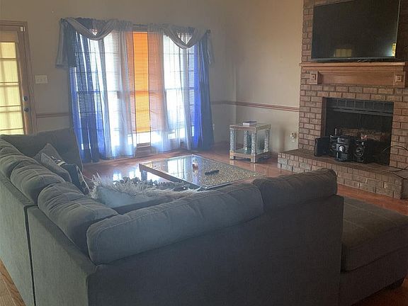 3rd image of 4522 Bassett Hall Dr