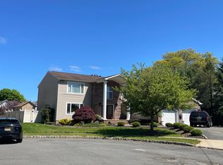 58 Emerson Pl, Wayne, NJ 07470