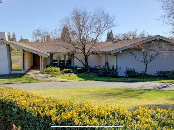 11318 Valley Oak Dr, Oakdale, CA 95361
