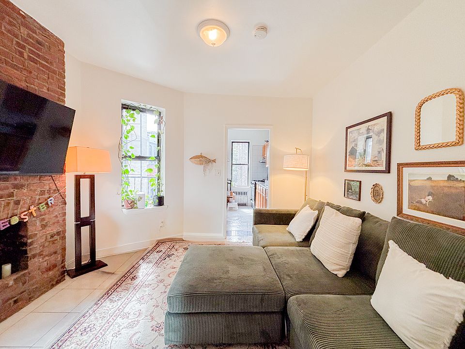 1st image of 181 7th Ave APT 4
