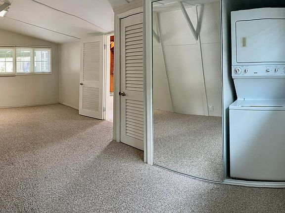 Bedroom Light, bright and fresh!