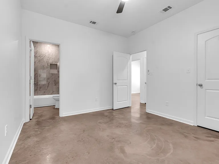1370 Dow Pl — Photo 5