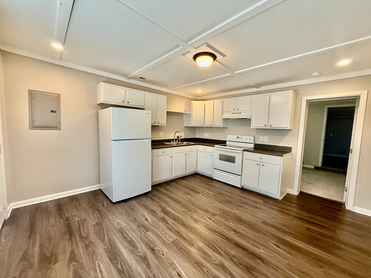 2 bed, $1,150 — Photo 4