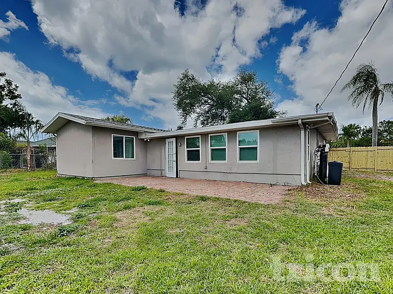 320 Rigel Rd — Photo 15