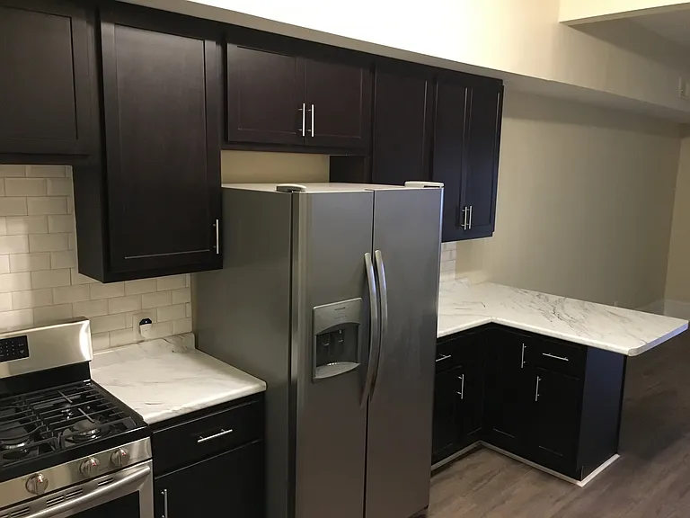 701 Madison Ave — Photo 2