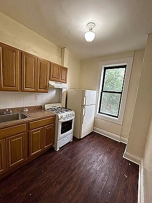 2nd image of 166-40 89th Ave #1D