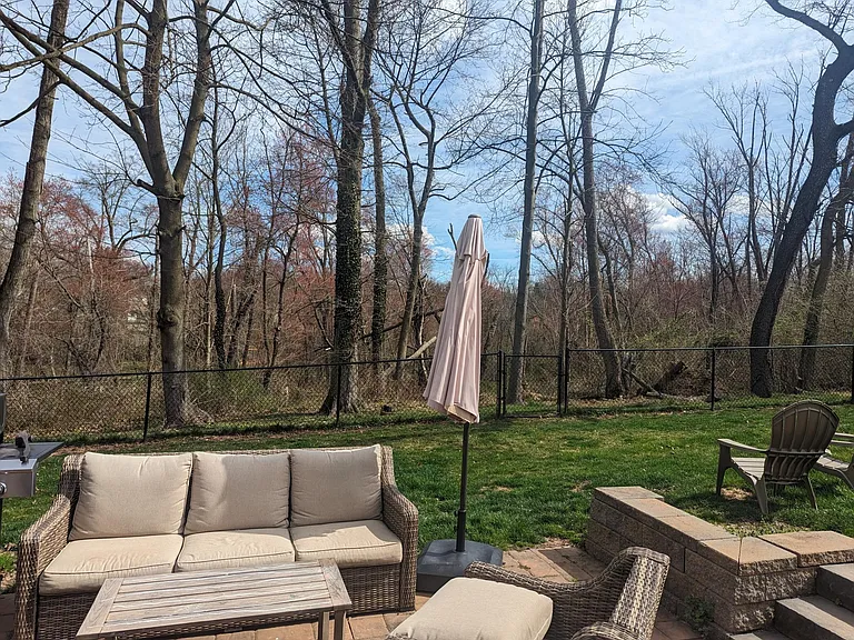 229 Jasper Rd — Photo 24