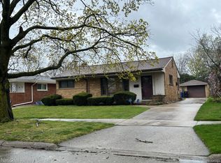 9549 Centralia Ave, Redford, MI 48239